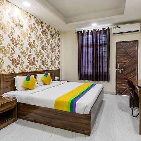 Hotel Treebo Trip Namaste Indore Esterno foto