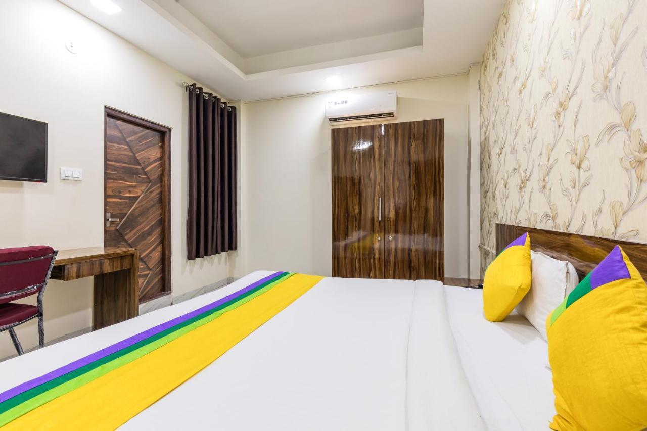 Hotel Treebo Trip Namaste Indore Esterno foto