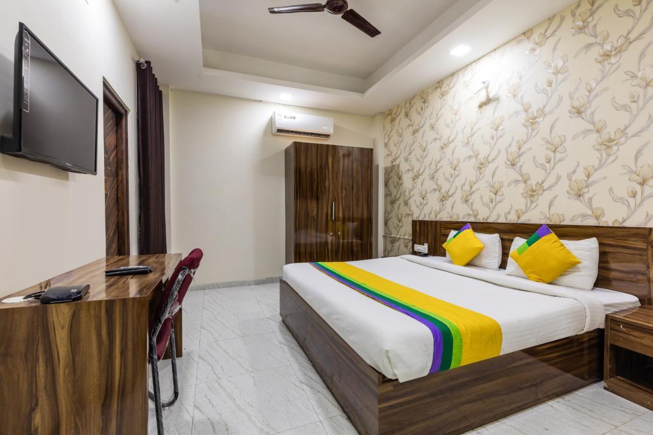 Hotel Treebo Trip Namaste Indore Esterno foto