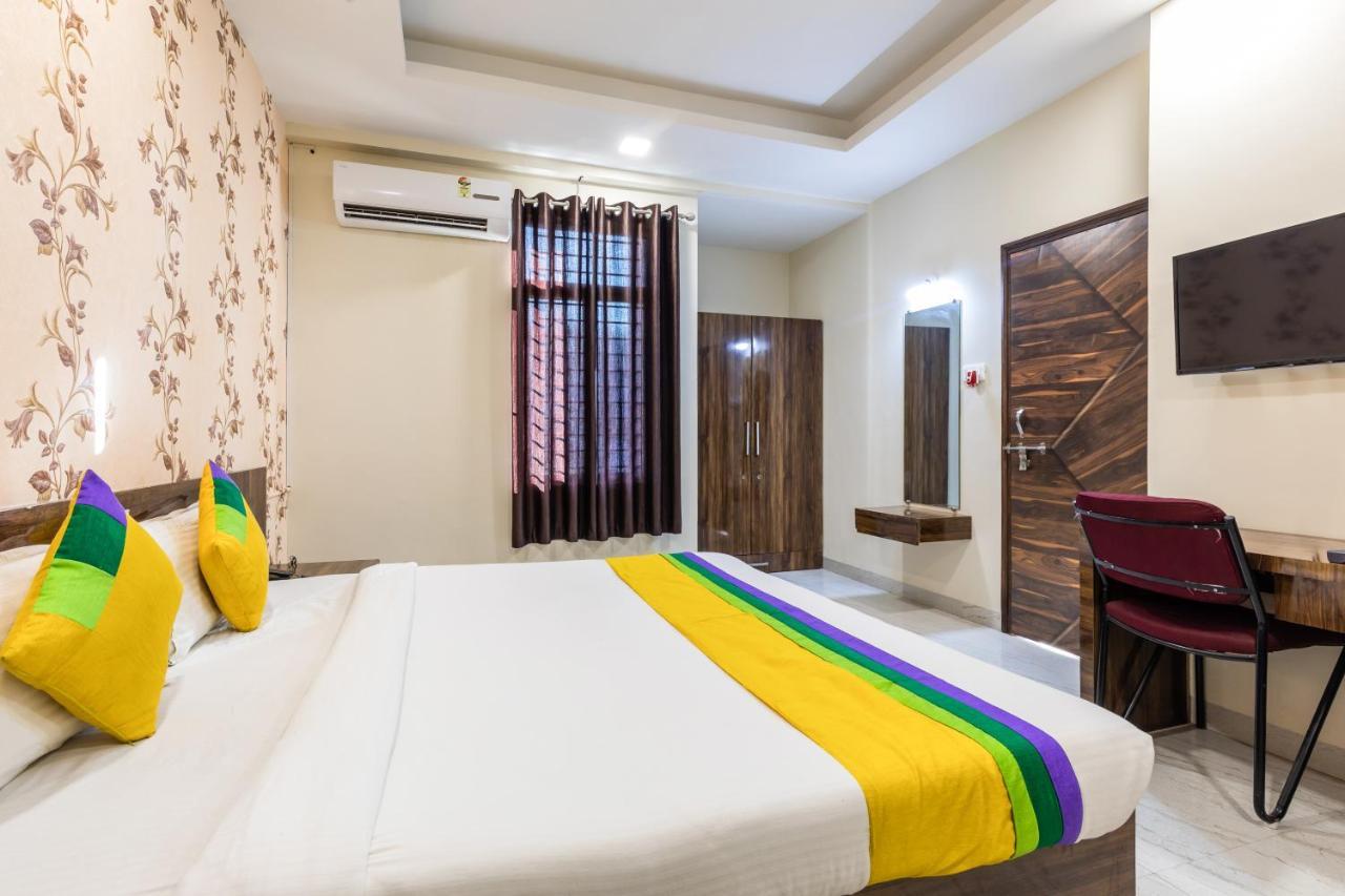 Hotel Treebo Trip Namaste Indore Esterno foto