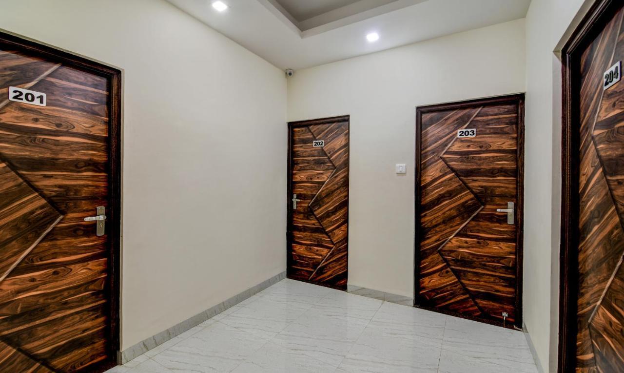 Hotel Treebo Trip Namaste Indore Esterno foto